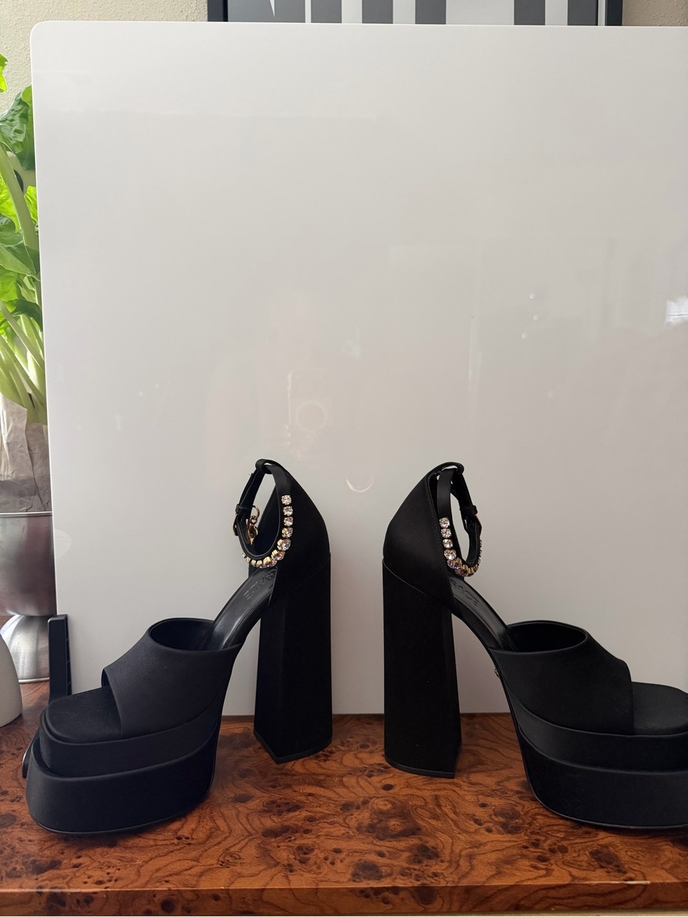 Versace Black Platform Block-Heel Sandals with Gold Chain Ankle Strap - Picture 6 of 13